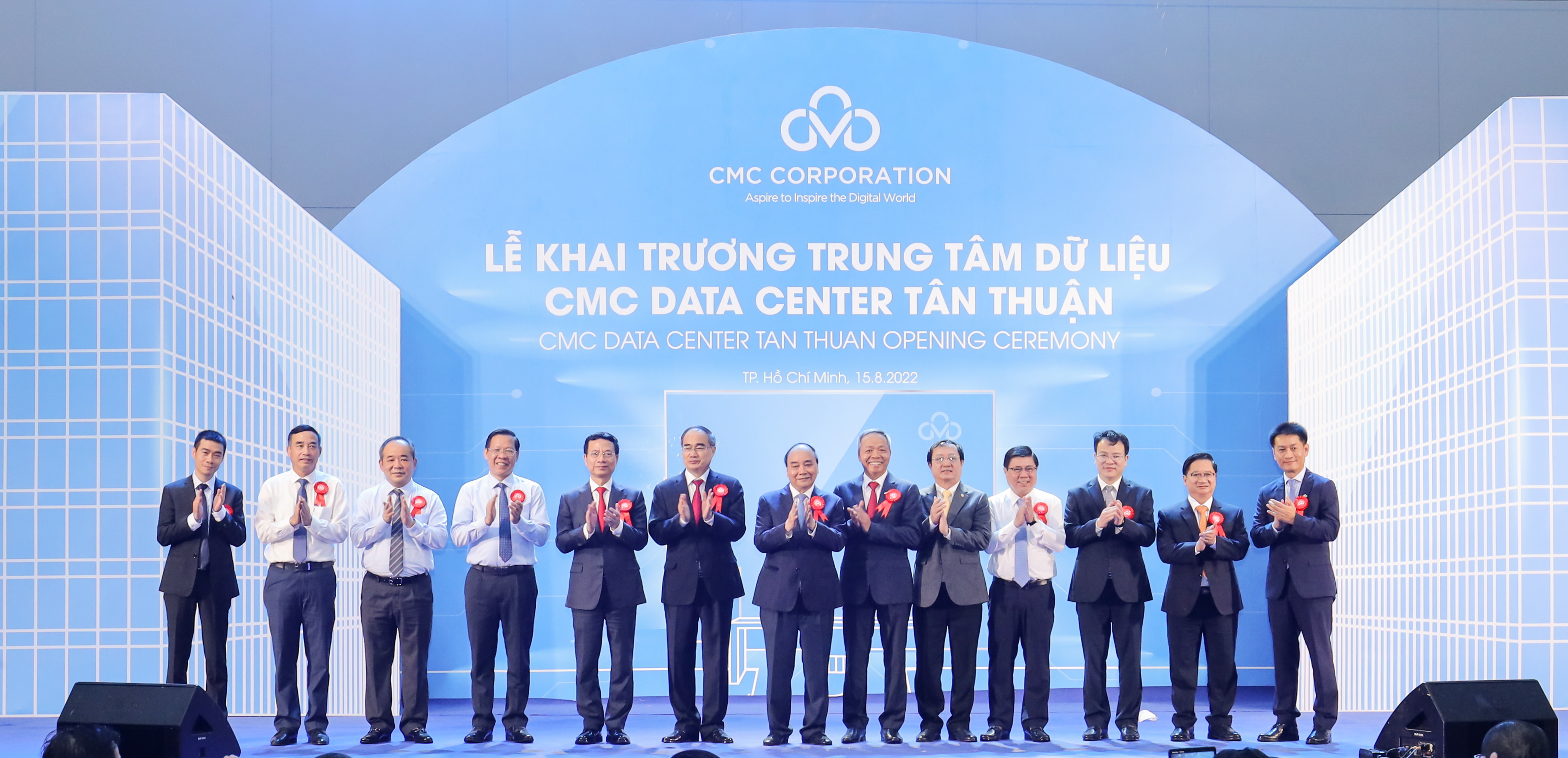 President Nguyen Xuan Phuc: Hope CMC Tan Thuan will be the heart of digital transformation